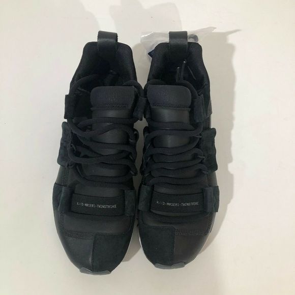 adidas Other - Adidas Originals Mens Twinstrike ADV (B28015)